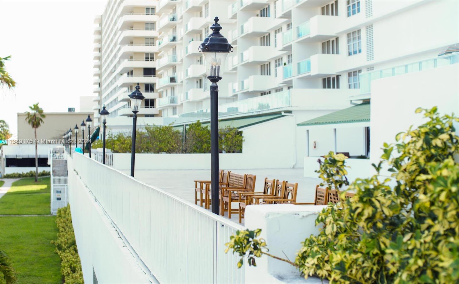 5601 Collins Ave #1204, Miami Beach FL 33140