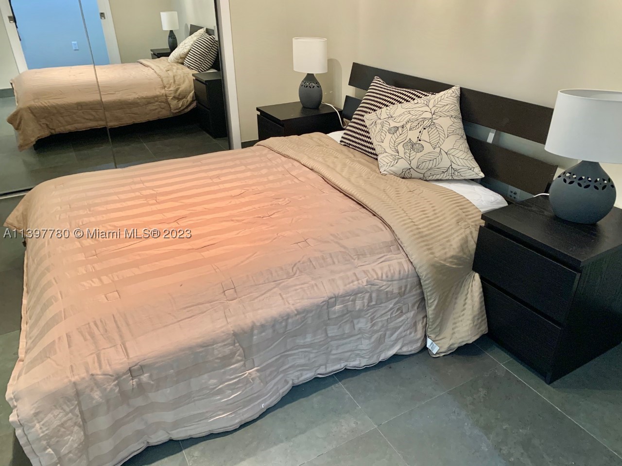1830 S Ocean Dr #1610, Hallandale Beach FL 33009