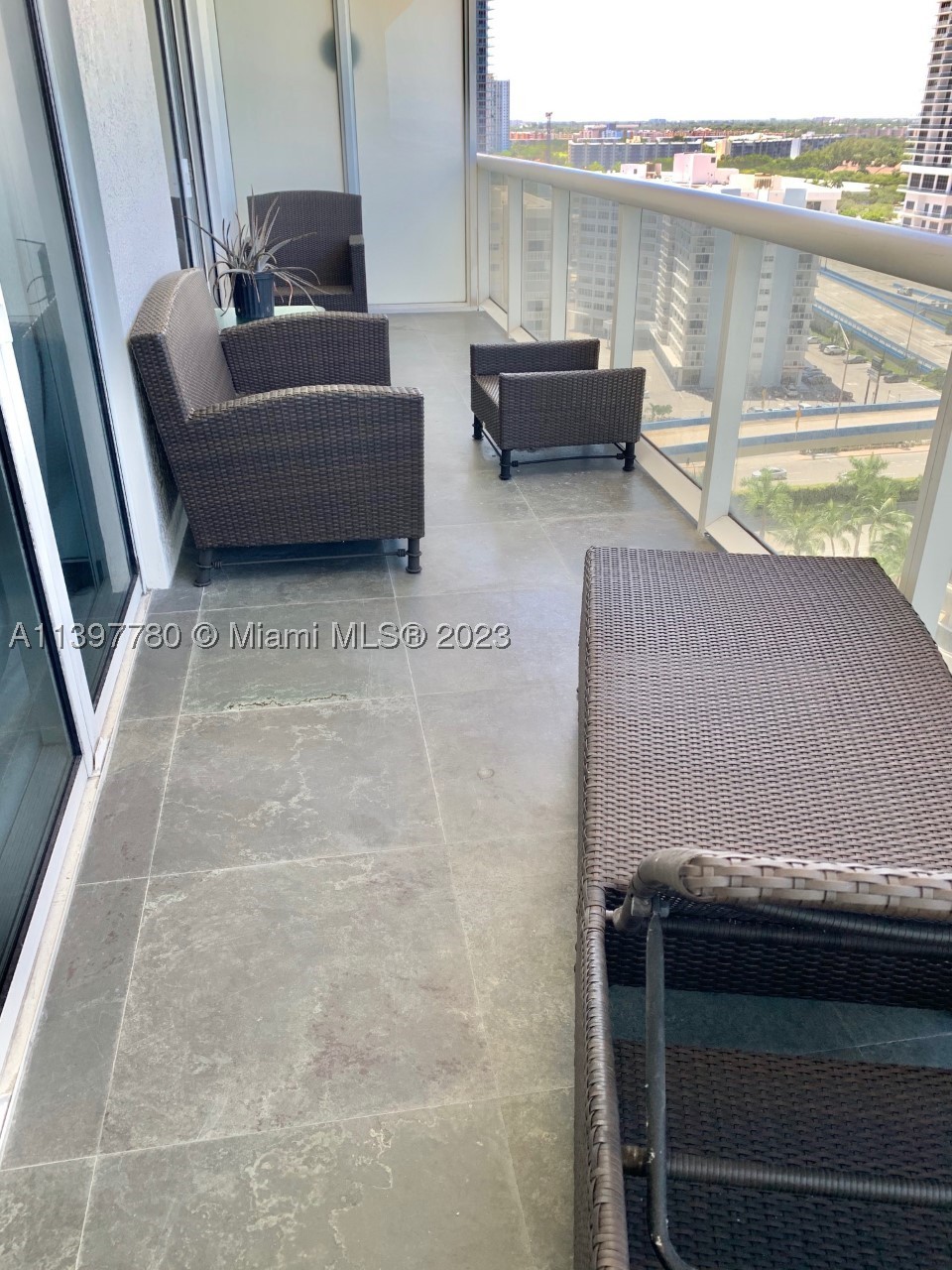 1830 S Ocean Dr #1610, Hallandale Beach FL 33009