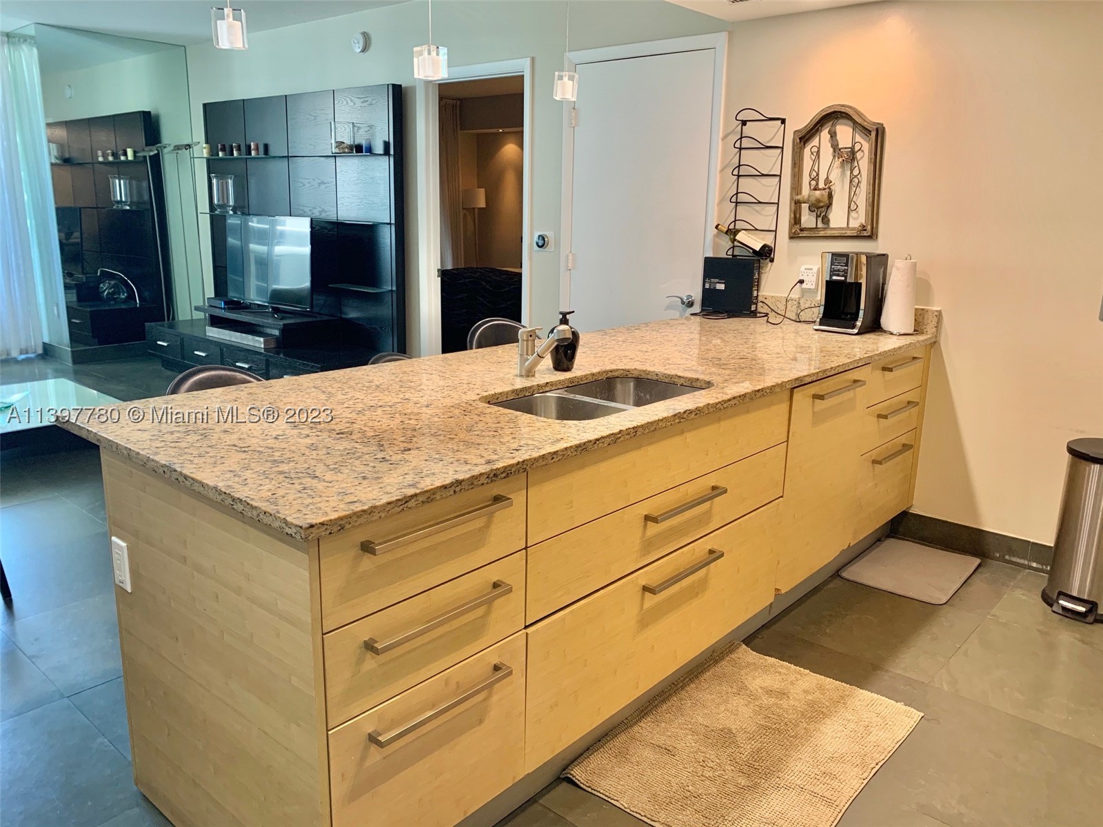 1830 S Ocean Dr #1610, Hallandale Beach FL 33009
