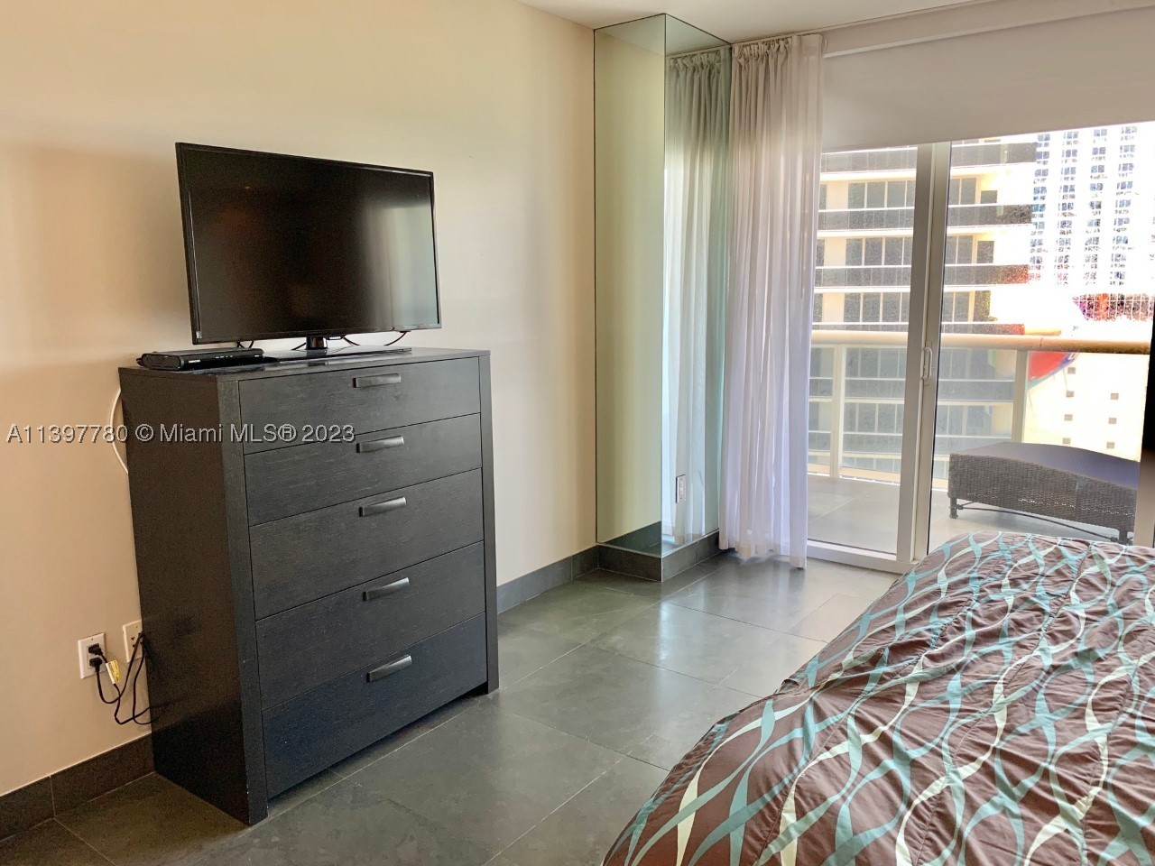 1830 S Ocean Dr #1610, Hallandale Beach FL 33009