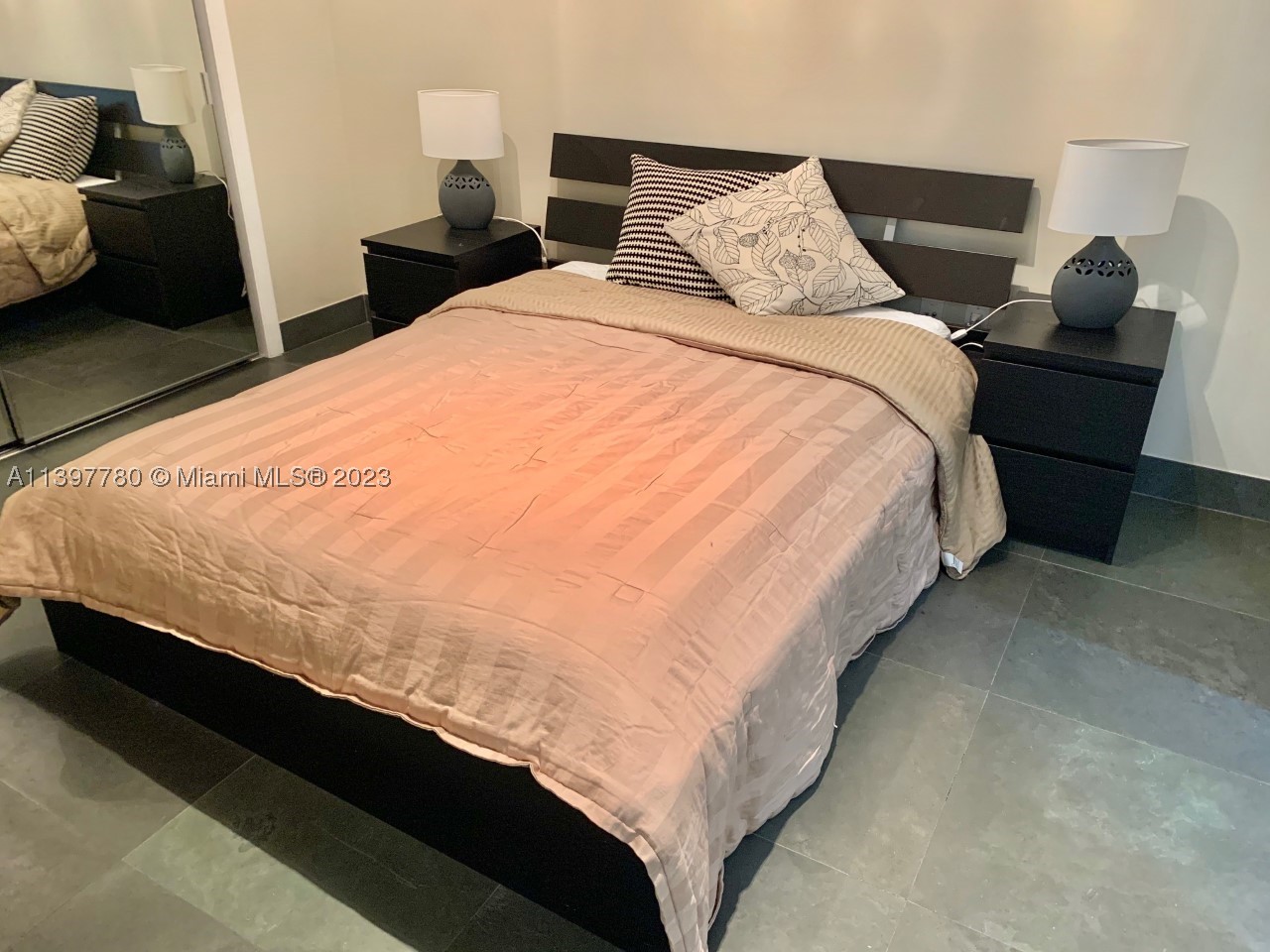 1830 S Ocean Dr #1610, Hallandale Beach FL 33009