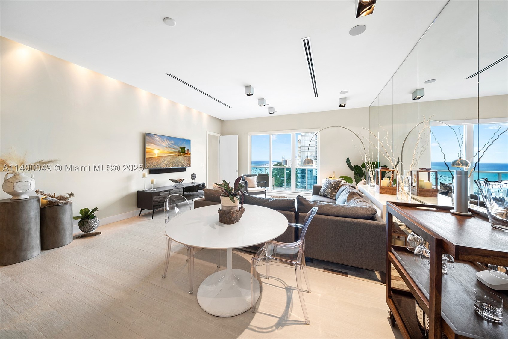 Miami Beach FL 33139 - A11400049