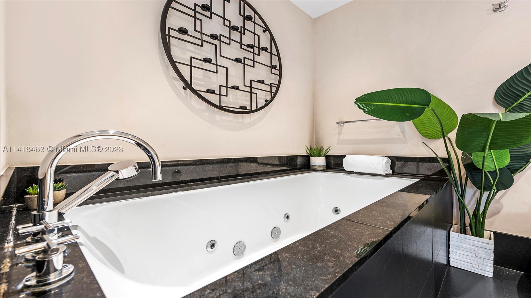 101 20th St #2102, Miami Beach FL 33139