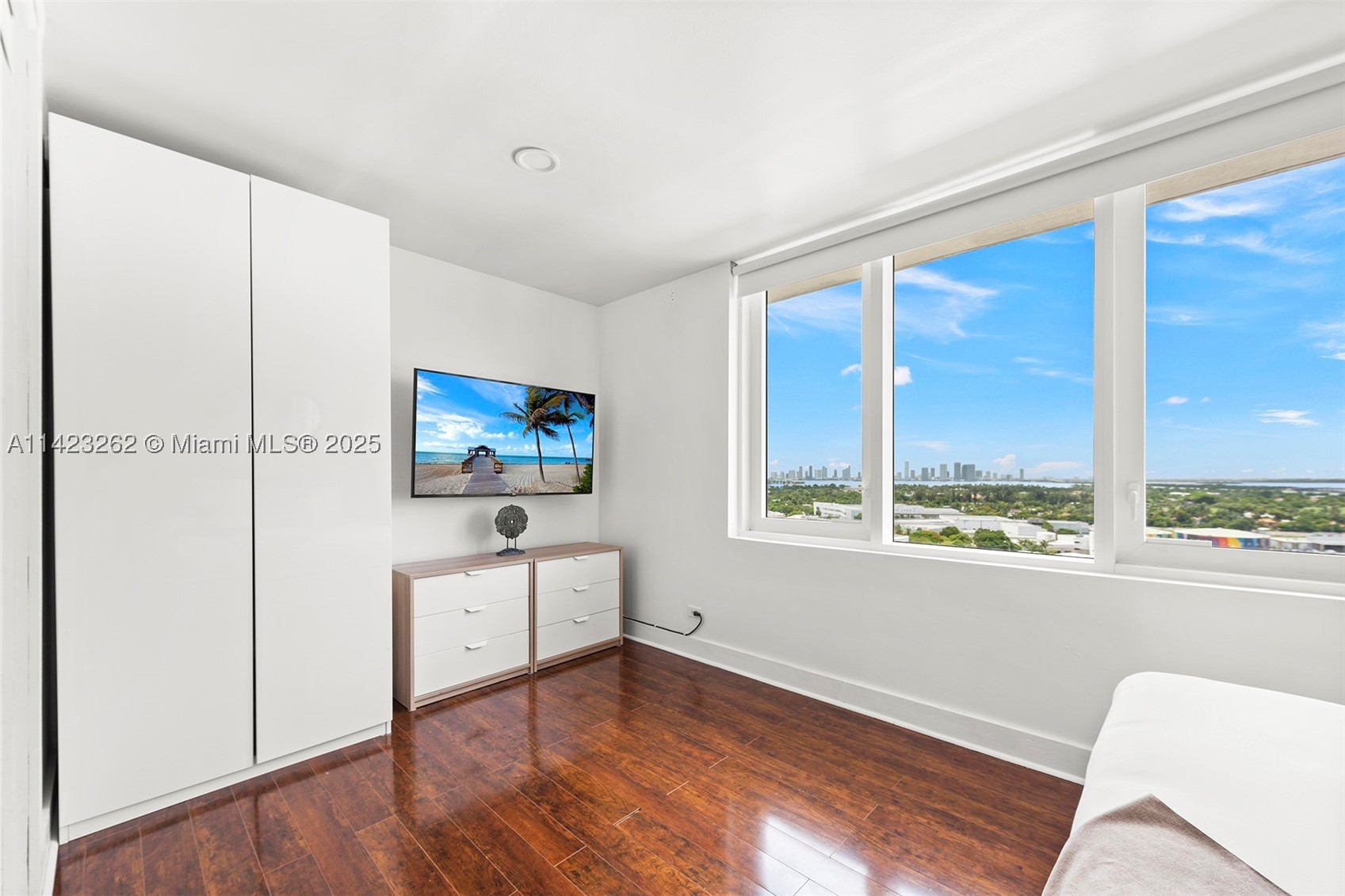 Miami Beach FL 33139 - A11423262