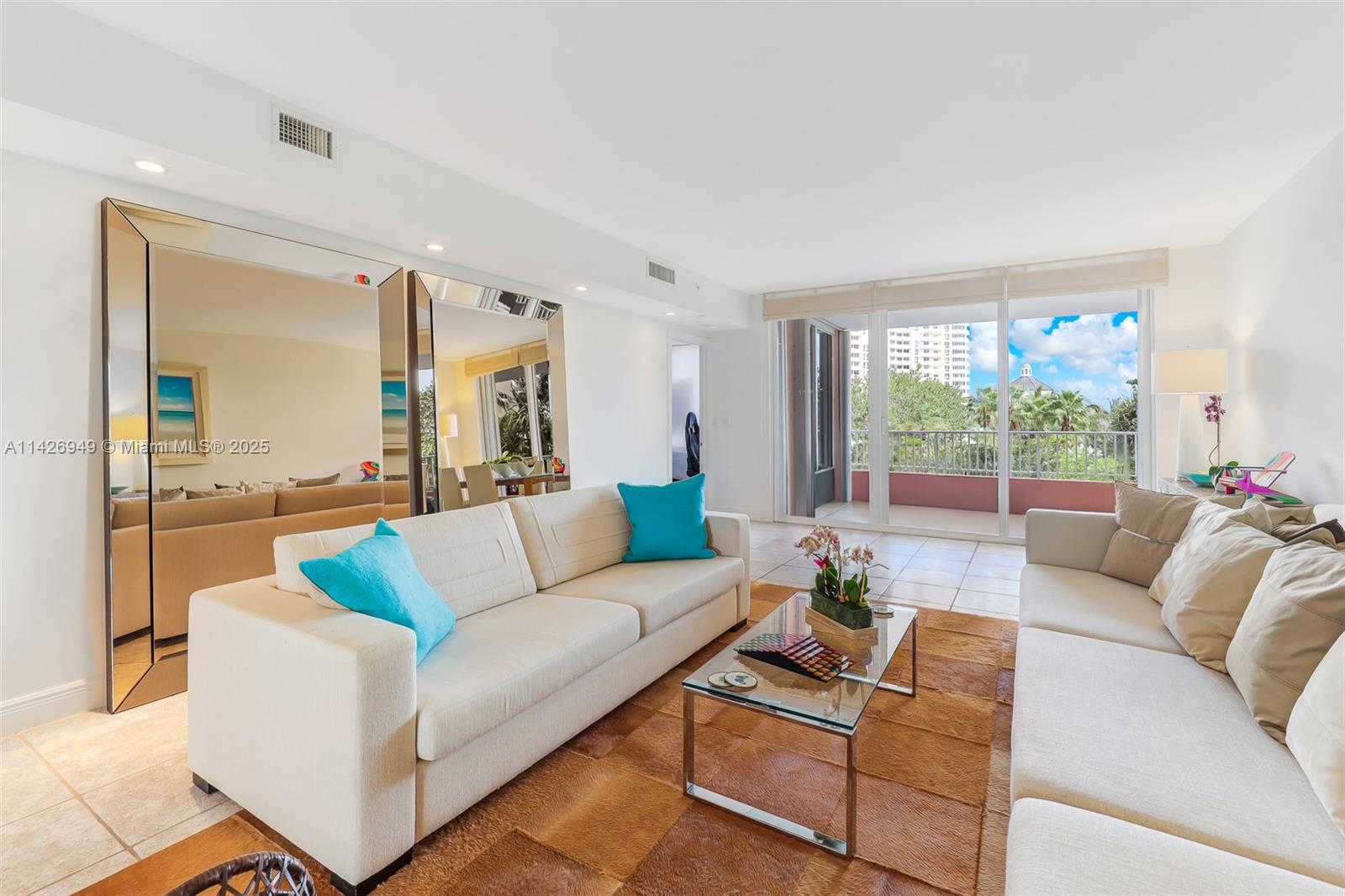 789 Crandon Blvd #403, Key Biscayne FL 33149