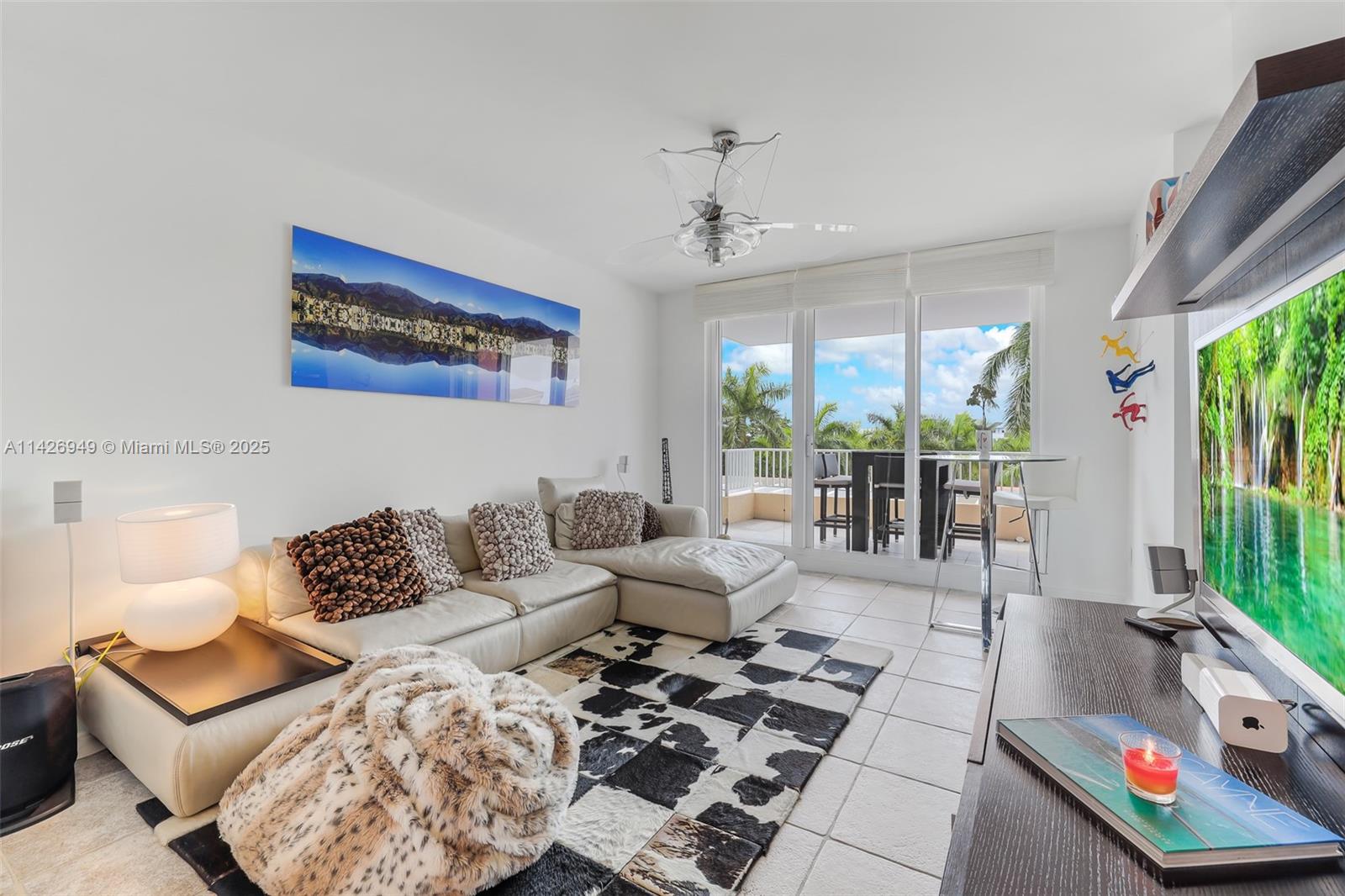 789 Crandon Blvd #403, Key Biscayne FL 33149