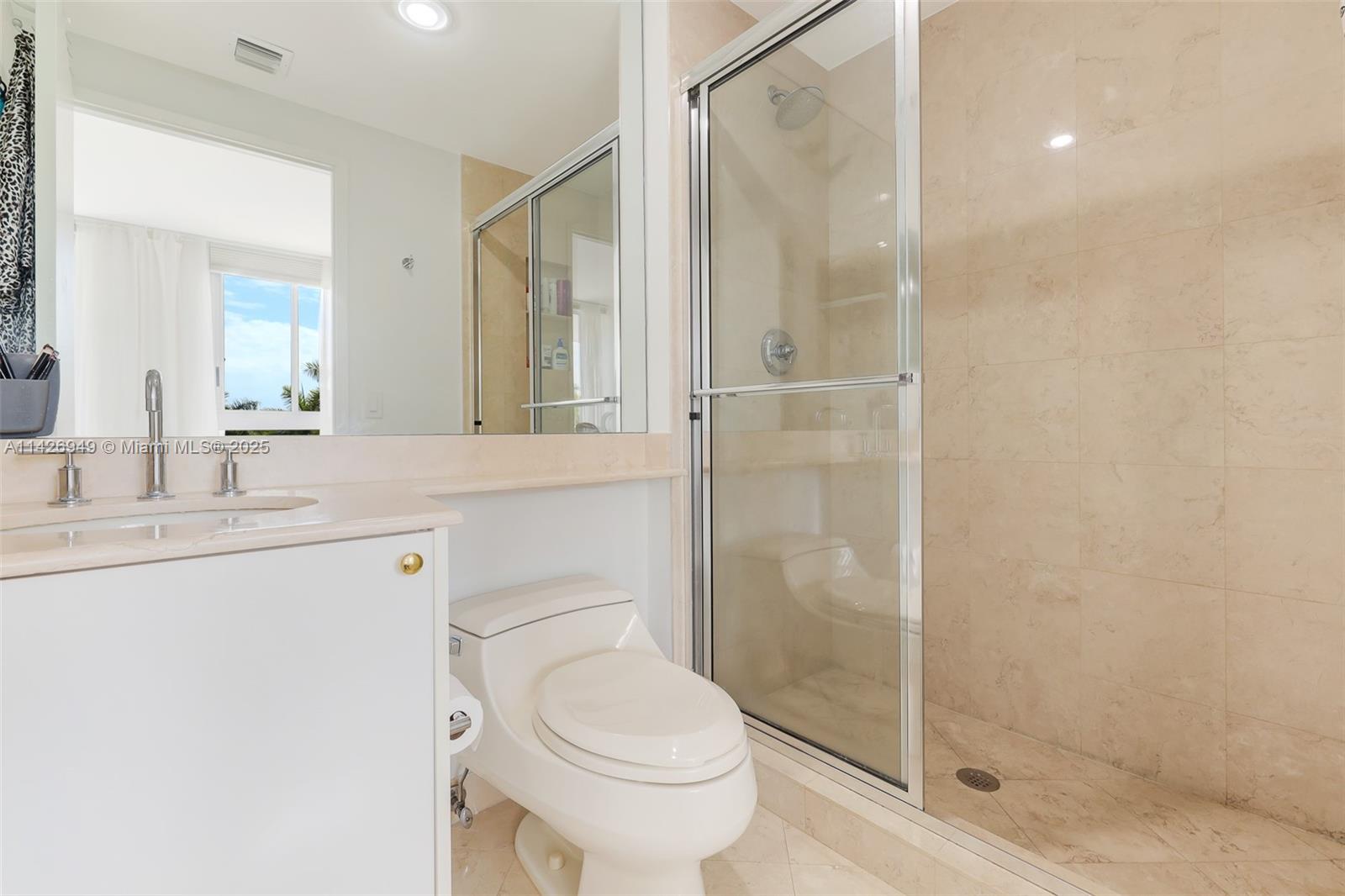 789 Crandon Blvd #403, Key Biscayne FL 33149