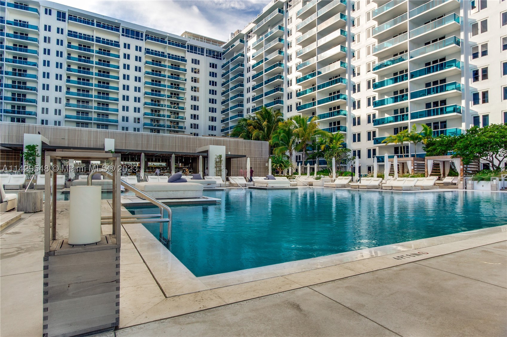 102 24th St #1006, Miami Beach FL 33139