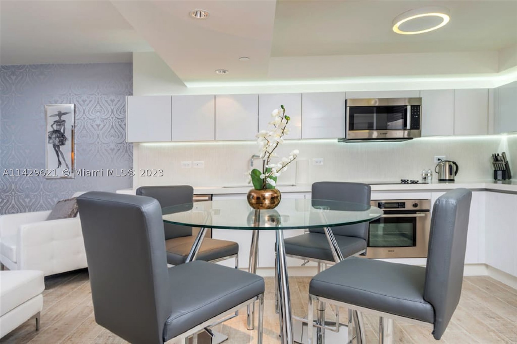 102 24th St #1108, Miami Beach FL 33139