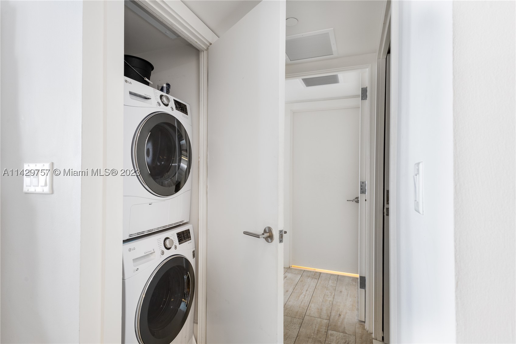 102 24th St #1013, Miami Beach FL 33139