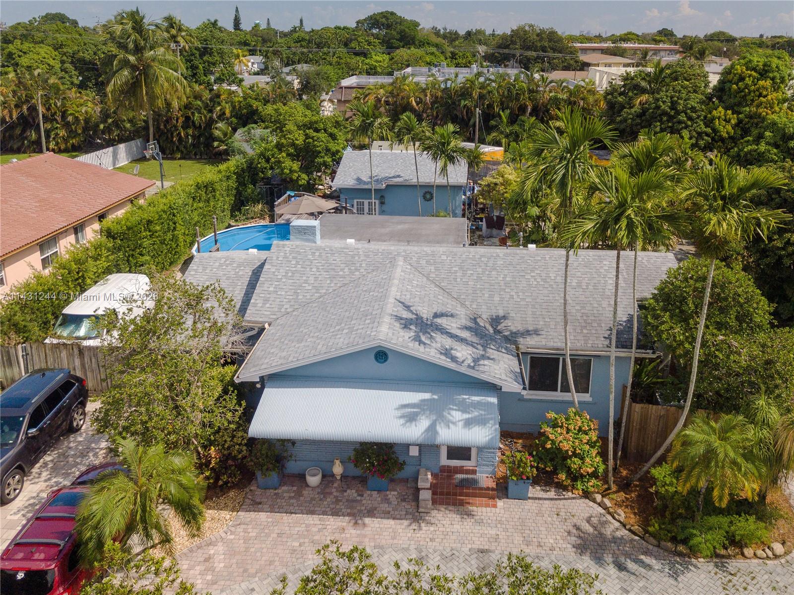 2533 Fillmore St, Hollywood FL 33020