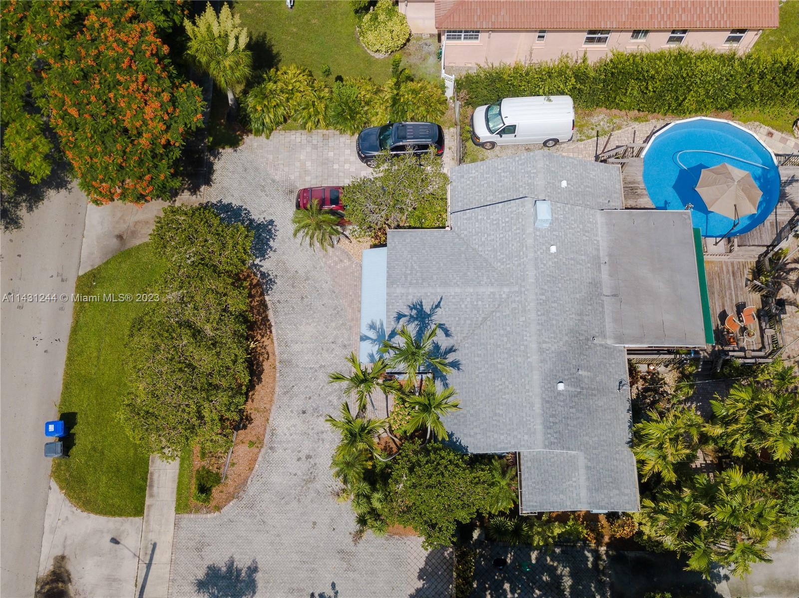 2533 Fillmore St, Hollywood FL 33020