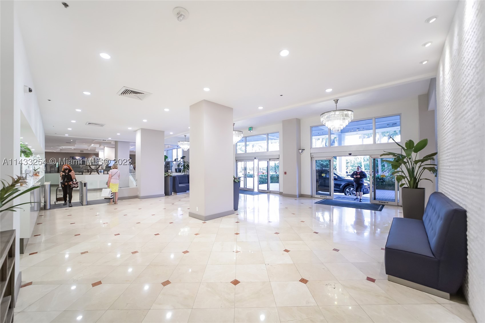 100 Lincoln Rd #1039, Miami Beach FL 33139