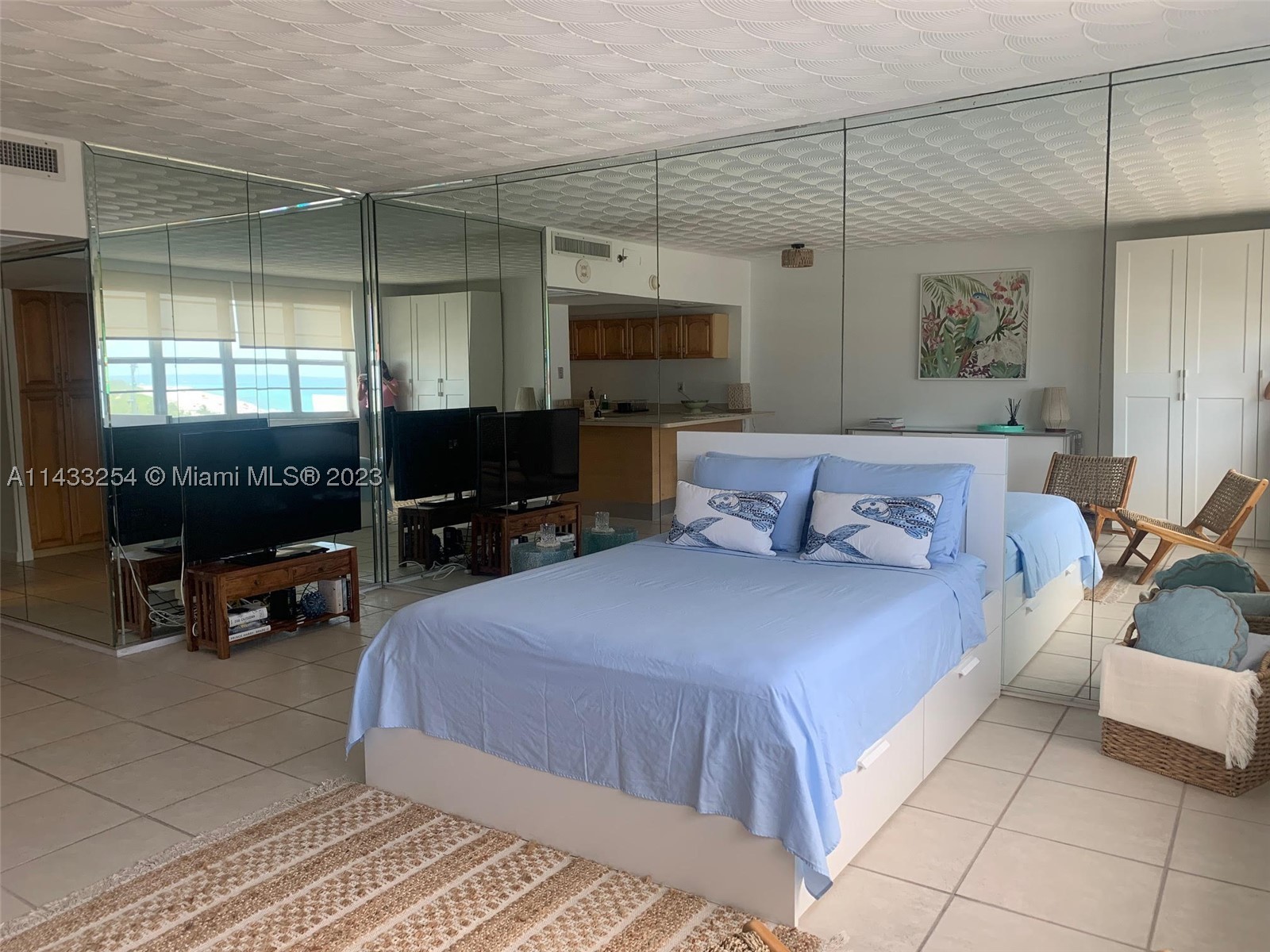 100 Lincoln Rd #1039, Miami Beach FL 33139