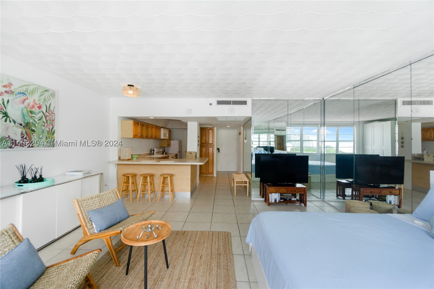 100 Lincoln Rd #1039, Miami Beach FL 33139