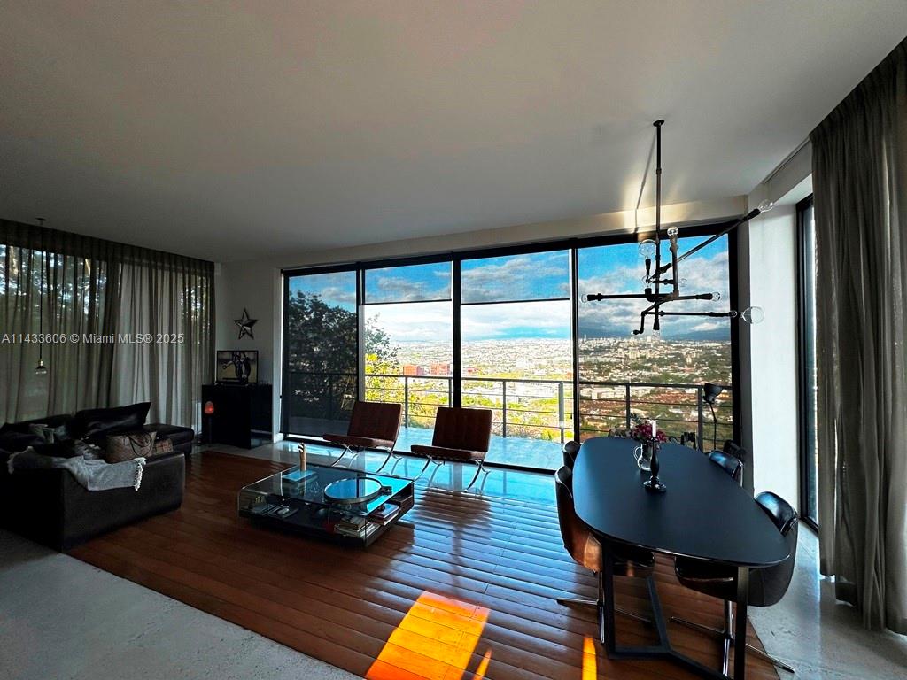 46 Cerro Real Alto Las Palomas, , CO