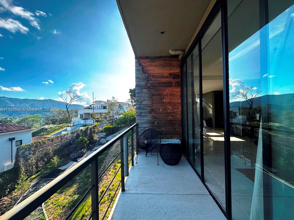 46 Cerro Real Alto Las Palomas, , CO