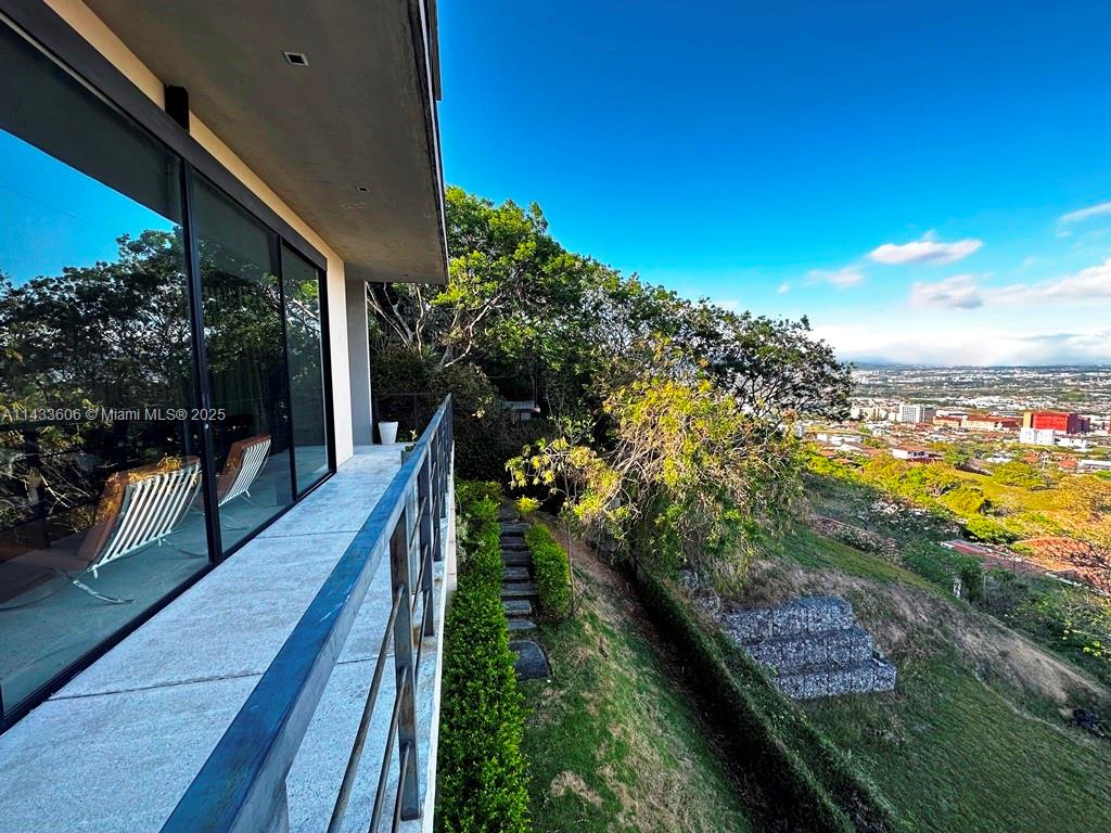 46 Cerro Real Alto Las Palomas, , CO