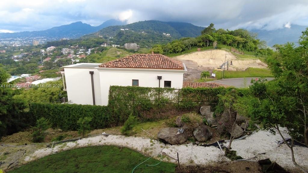 46 Cerro Real Alto Las Palomas, , CO