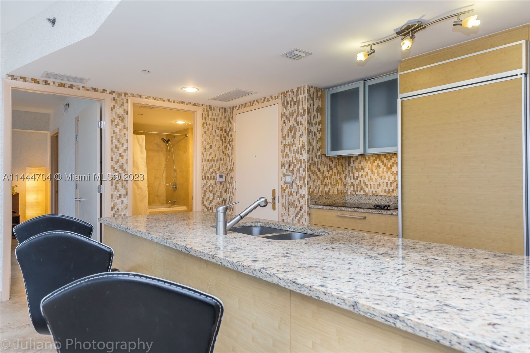 1830 S Ocean Dr #1107, Hallandale Beach FL 33009