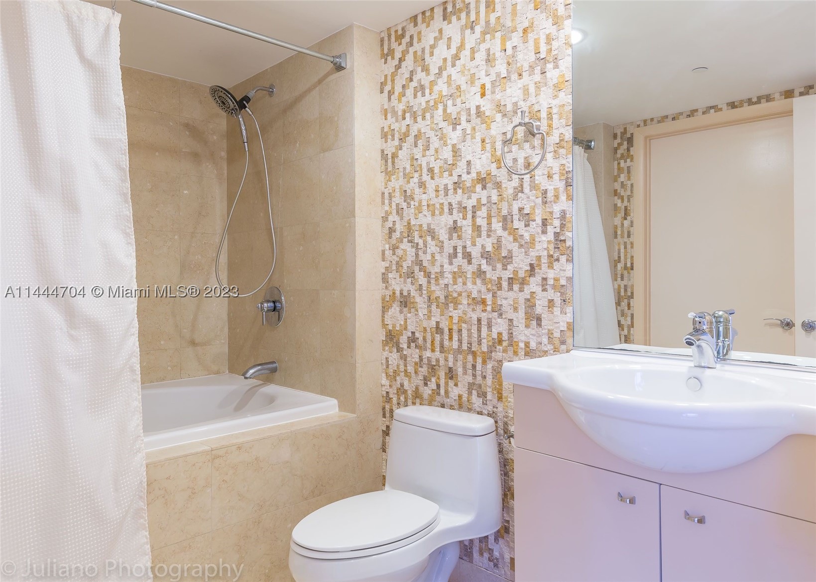 1830 S Ocean Dr #1107, Hallandale Beach FL 33009