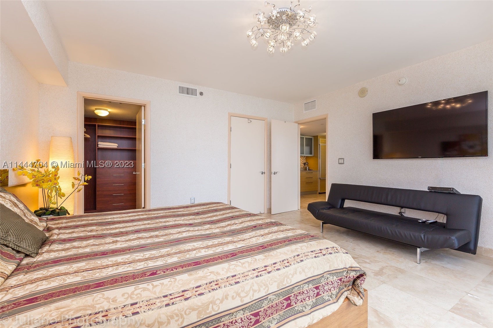 1830 S Ocean Dr #1107, Hallandale Beach FL 33009