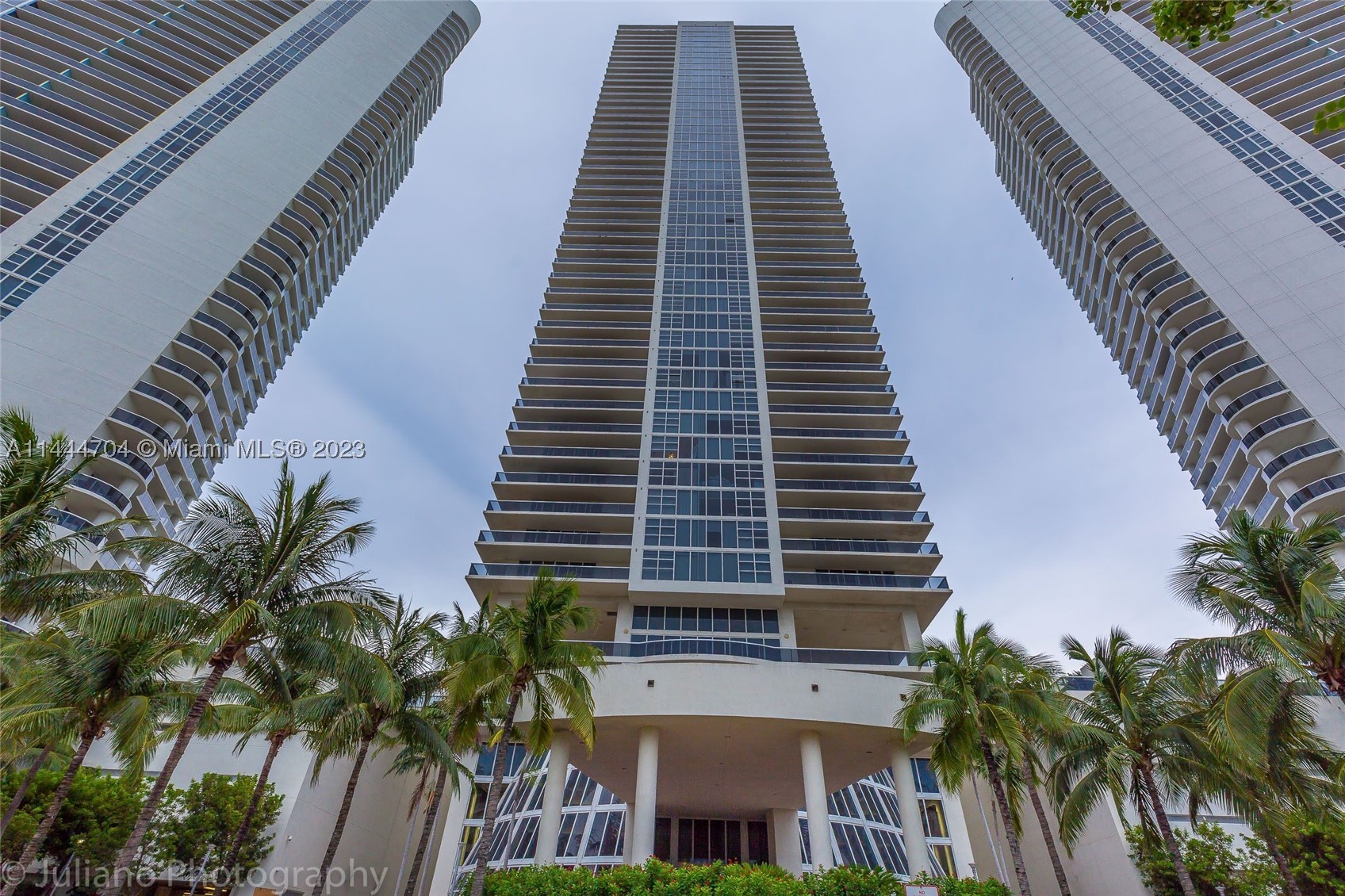1830 S Ocean Dr #1107, Hallandale Beach FL 33009