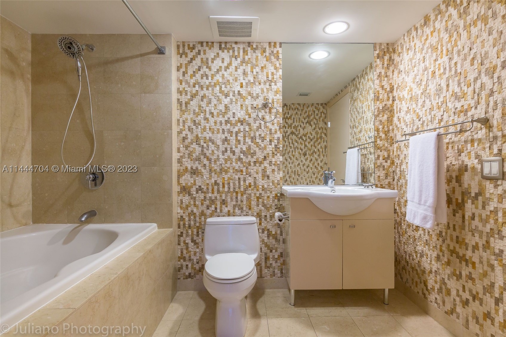 1830 S Ocean Dr #1107, Hallandale Beach FL 33009