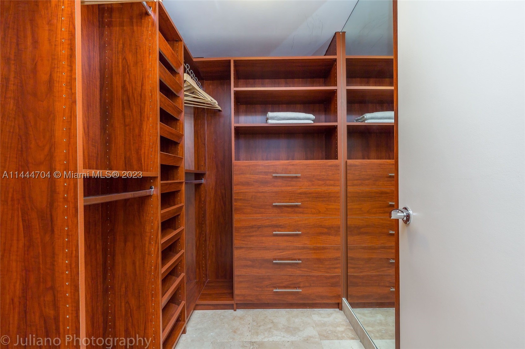 1830 S Ocean Dr #1107, Hallandale Beach FL 33009