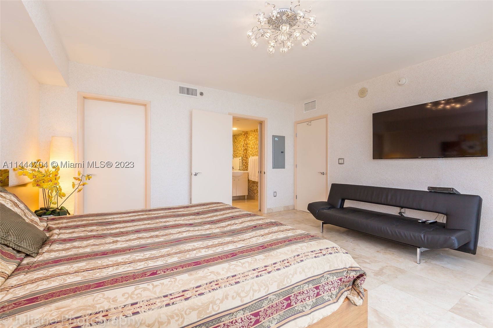 1830 S Ocean Dr #1107, Hallandale Beach FL 33009