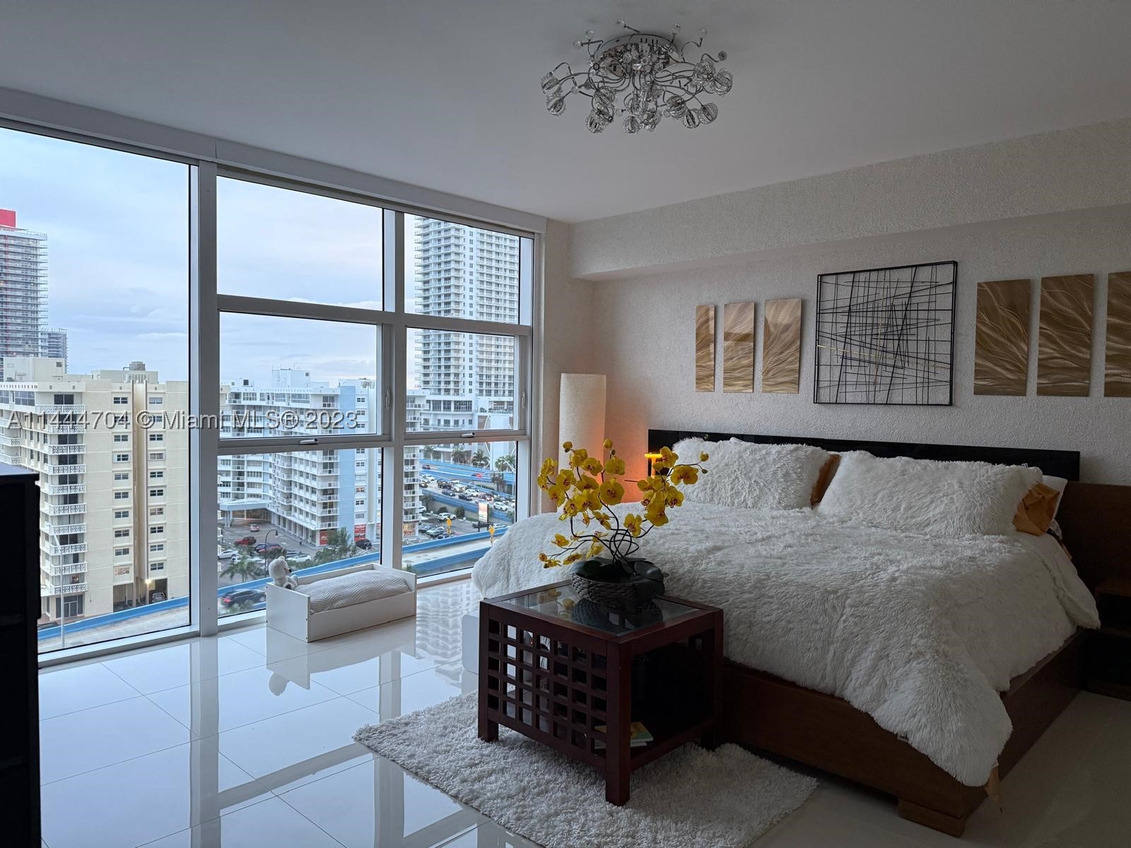 1830 S Ocean Dr #1107, Hallandale Beach FL 33009