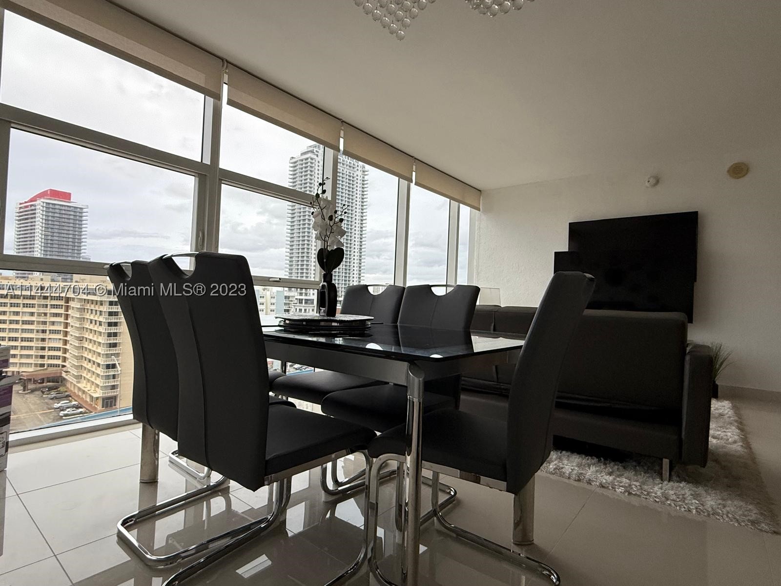 1830 S Ocean Dr #1107, Hallandale Beach FL 33009