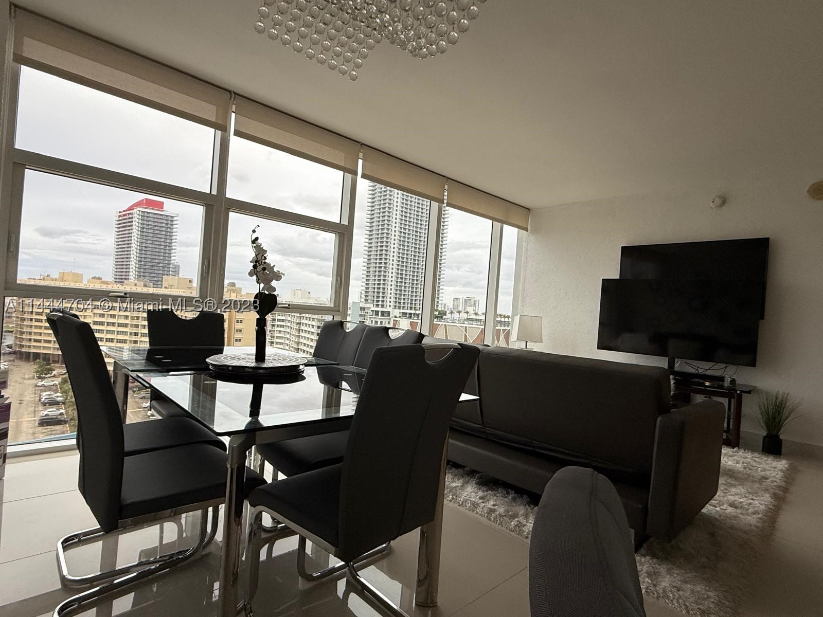 1830 S Ocean Dr #1107, Hallandale Beach FL 33009