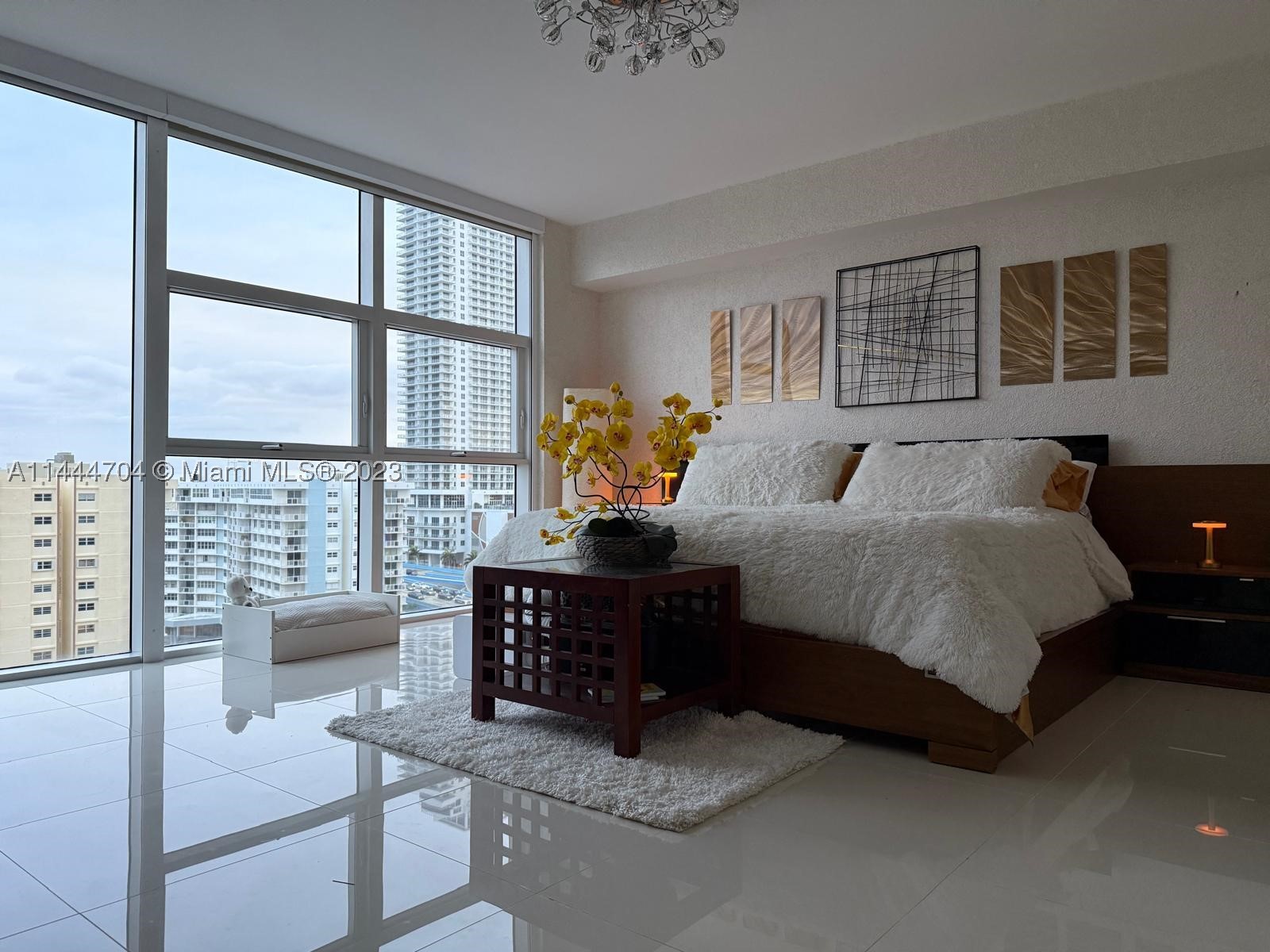 1830 S Ocean Dr #1107, Hallandale Beach FL 33009