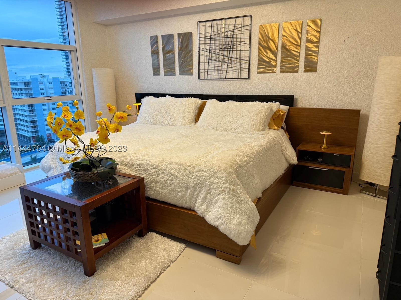 1830 S Ocean Dr #1107, Hallandale Beach FL 33009
