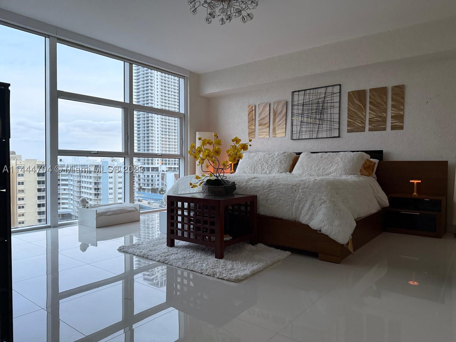 1830 S Ocean Dr #1107, Hallandale Beach FL 33009