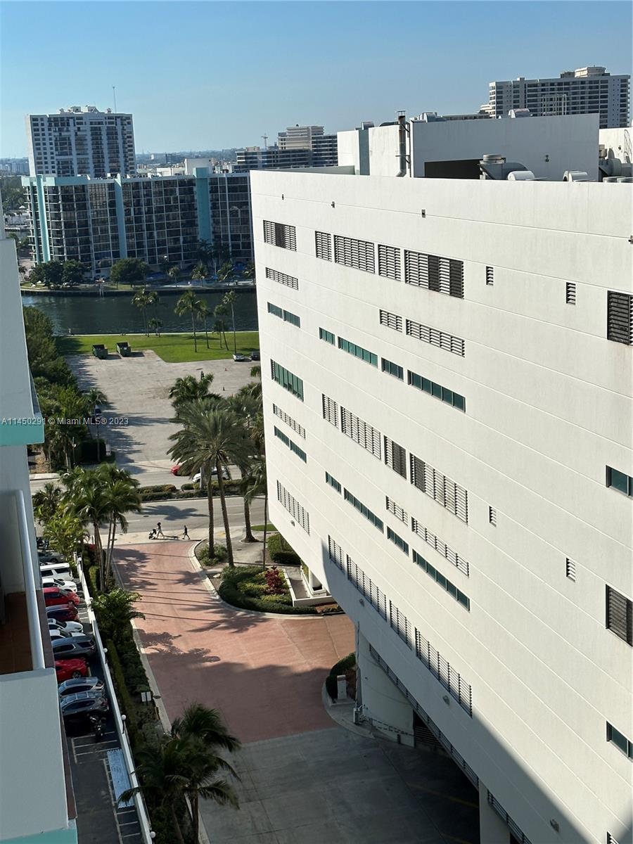 3725 S Ocean Dr #1503, Hollywood FL 33019