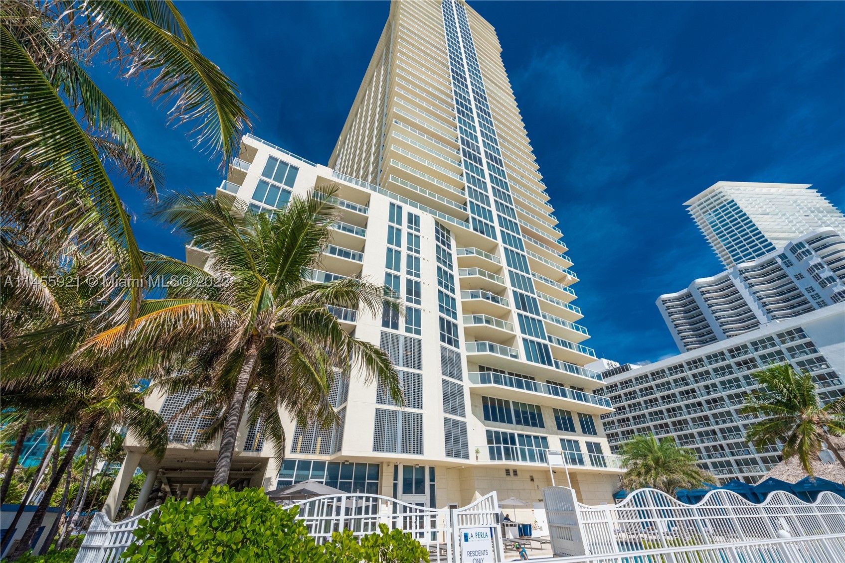 16699 Collins Ave #2501, Sunny Isles Beach FL 33160