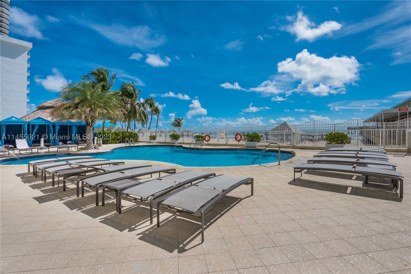 16699 Collins Ave #2501, Sunny Isles Beach FL 33160