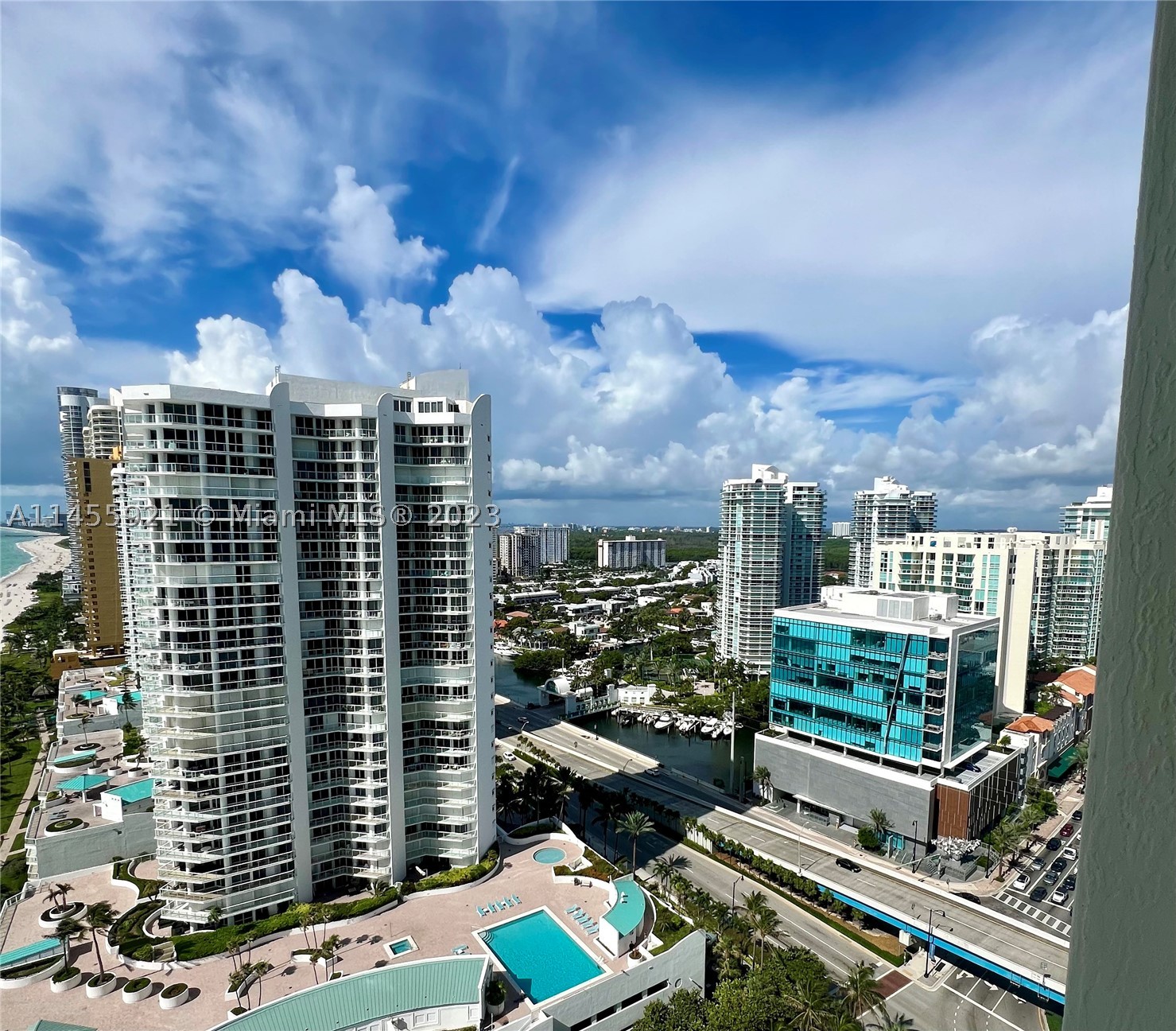 16699 Collins Ave #2501, Sunny Isles Beach FL 33160