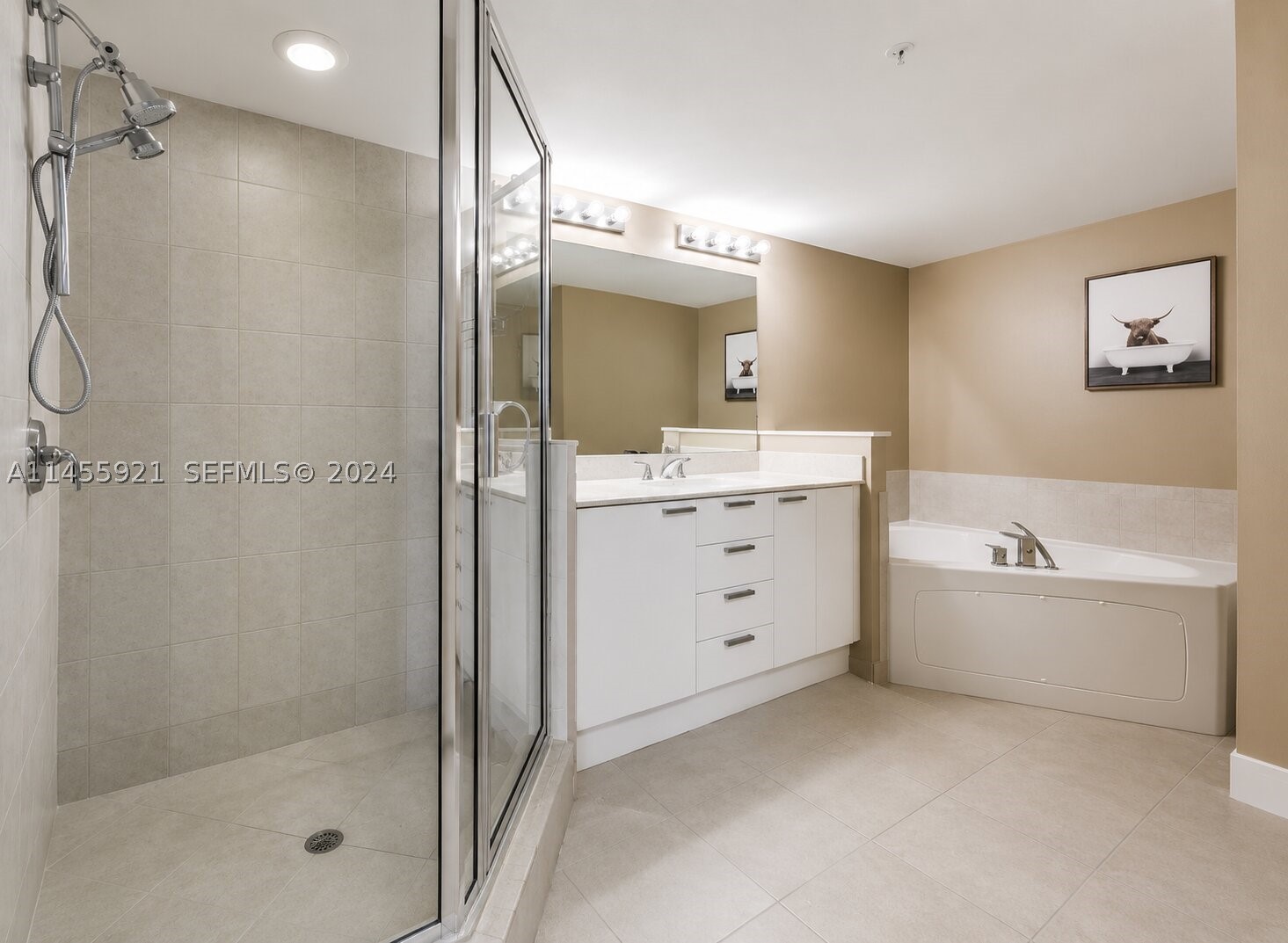 16699 Collins Ave #2501, Sunny Isles Beach FL 33160