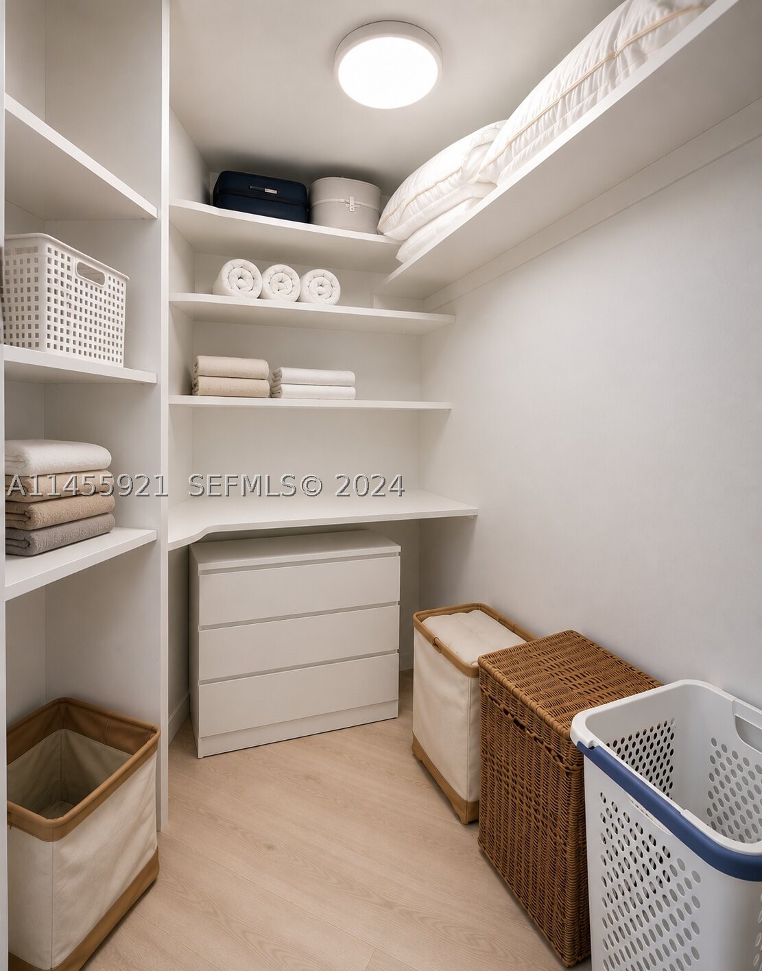 16699 Collins Ave #2501, Sunny Isles Beach FL 33160