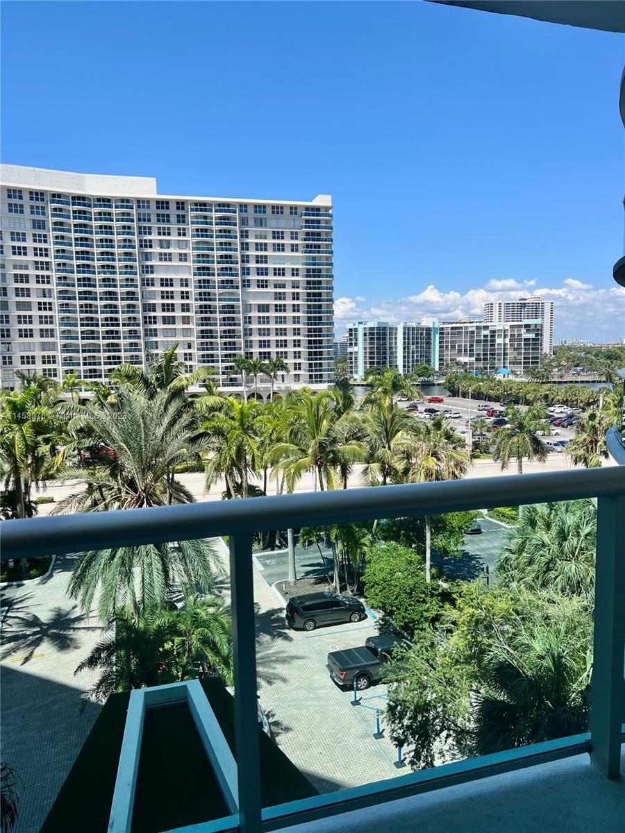 3801 S Ocean Dr #6S, Hollywood FL 33019