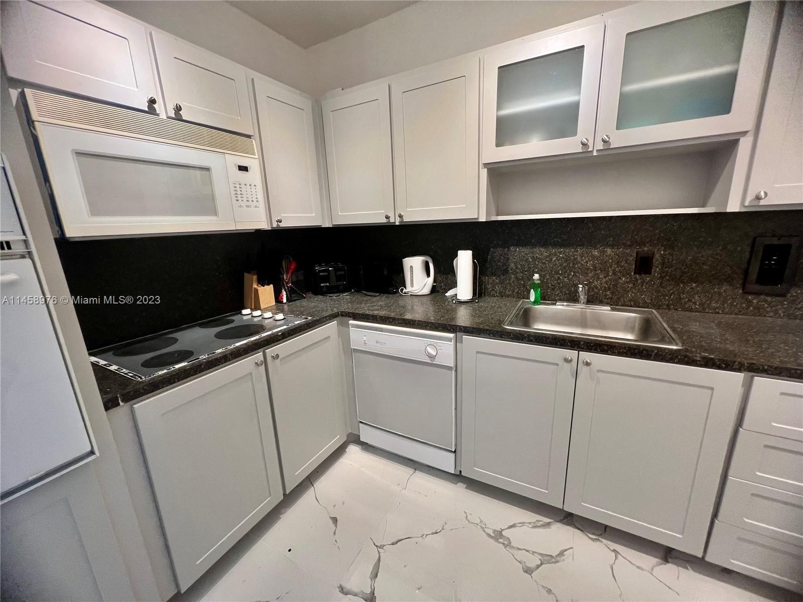 3801 S Ocean Dr #6S, Hollywood FL 33019