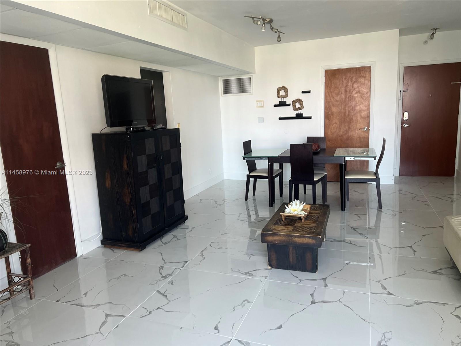 3801 S Ocean Dr #6S, Hollywood FL 33019