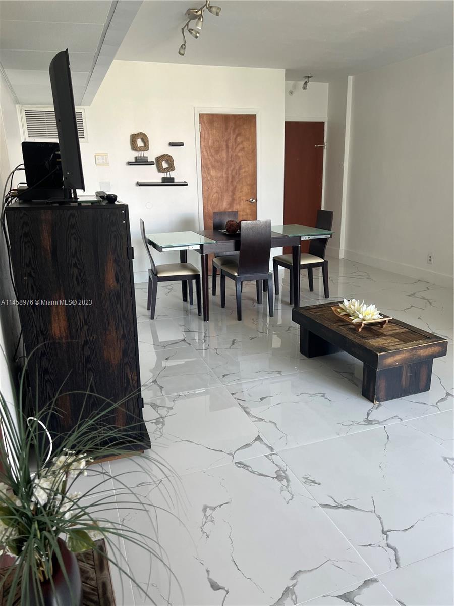 3801 S Ocean Dr #6S, Hollywood FL 33019