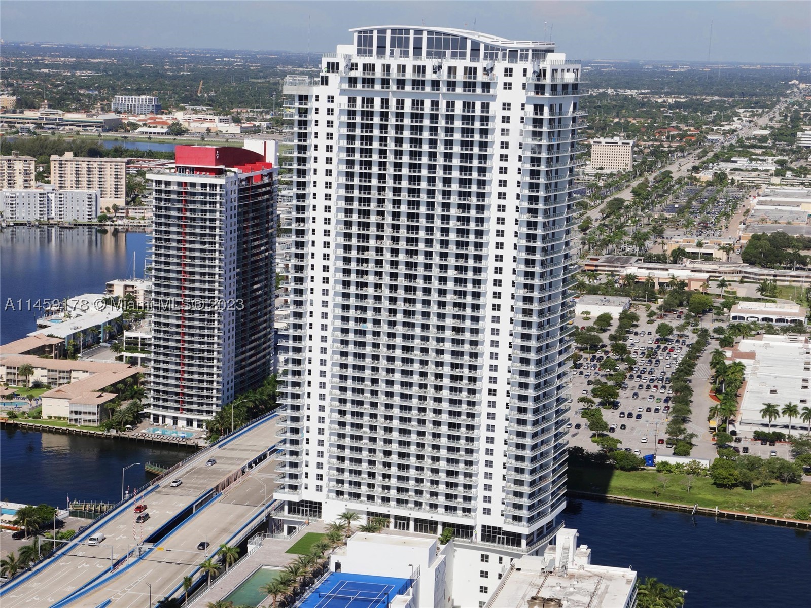 4010 S Ocean Dr #R2206, Hollywood FL 33019