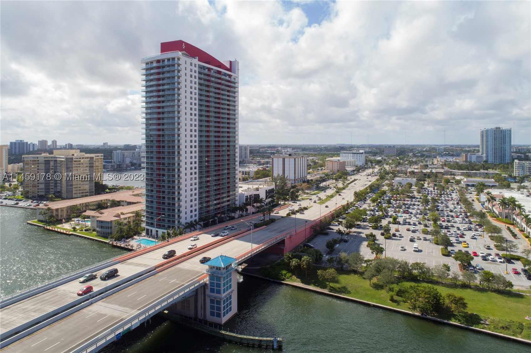 4010 S Ocean Dr #R2206, Hollywood FL 33019