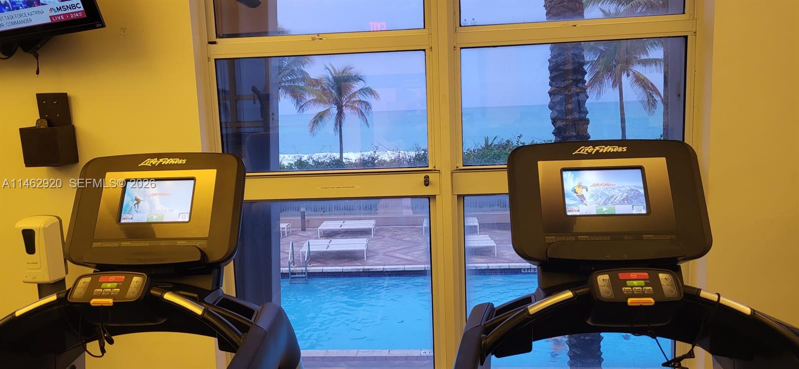 2069 S Ocean Dr #TH12, Hallandale Beach FL 33009